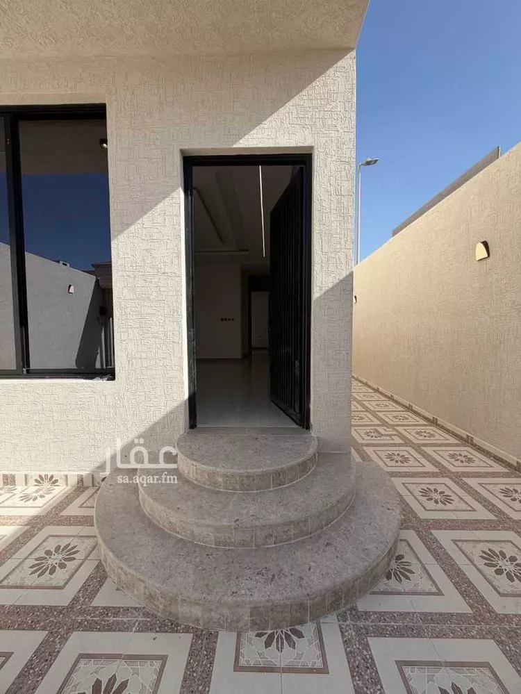 فيلا للبيع في شارع اسماعيل العبدي, حي الأمواج, مدينة الخبر, المنطقة الشرقية صورة 5