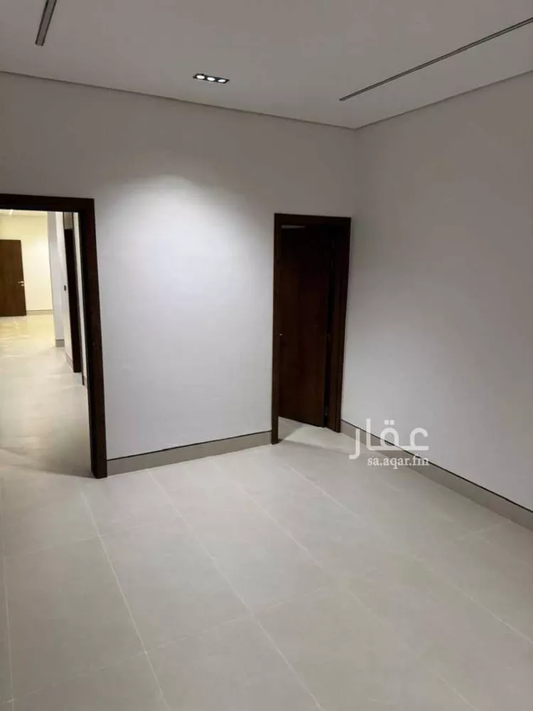 Floor for Sale in Riyadh Al Janadriyah صورة 3