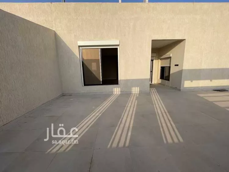 دور للبيع في شارع الشهيد احمد معيض شينان القرني, حي حكومي1, مدينة جدة, منطقة مكة المكرمة 21