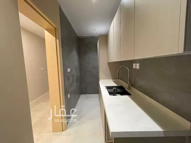 دور للبيع في شارع الشهيد احمد معيض شينان القرني, حي حكومي1, مدينة جدة, منطقة مكة المكرمة 7