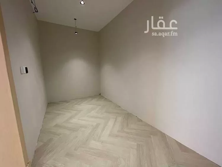 دور للبيع في شارع الشهيد احمد معيض شينان القرني, حي حكومي1, مدينة جدة, منطقة مكة المكرمة 28