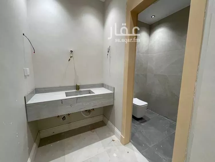 دور للبيع في شارع الشهيد احمد معيض شينان القرني, حي حكومي1, مدينة جدة, منطقة مكة المكرمة 15