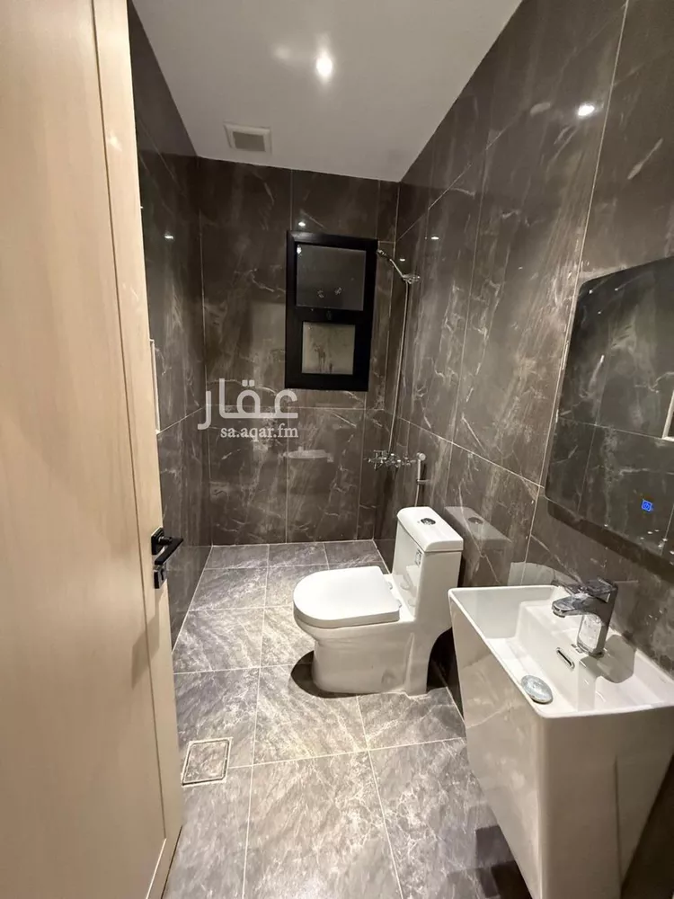 شقة للإيجار في شارع الرقعى, حي الحمراء, مدينة الخبر, المنطقة الشرقية صورة 4