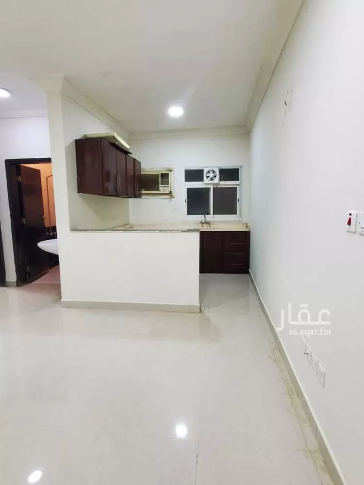 شقة للإيجار في شارع الطائف ، حي ظهرة لبن ، الرياض ، منطقة الرياض صورة 3