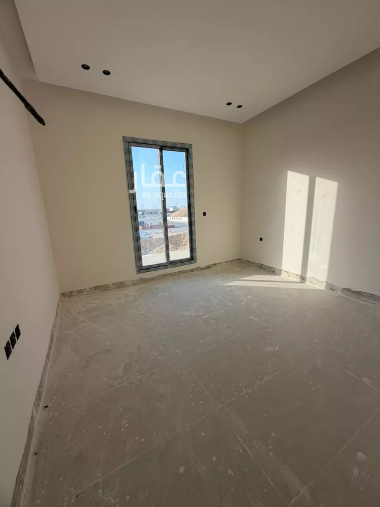 Floor for Sale in Riyadh Al Arid