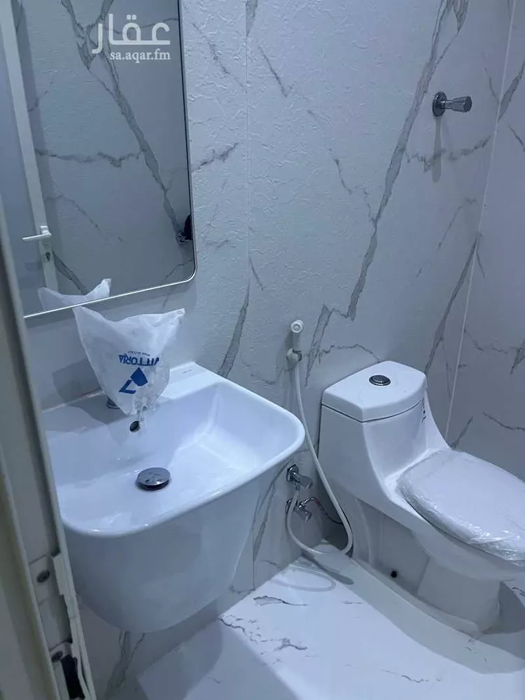 شقة للإيجار في شارع الثامن عشر, حي الخبر الجنوبية, مدينة الخبر, المنطقة الشرقية صورة 5