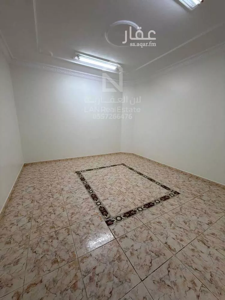 عمارة للإيجار في شارع الصحابة, حي إشبيلية, مدينة الرياض, منطقة الرياض 7