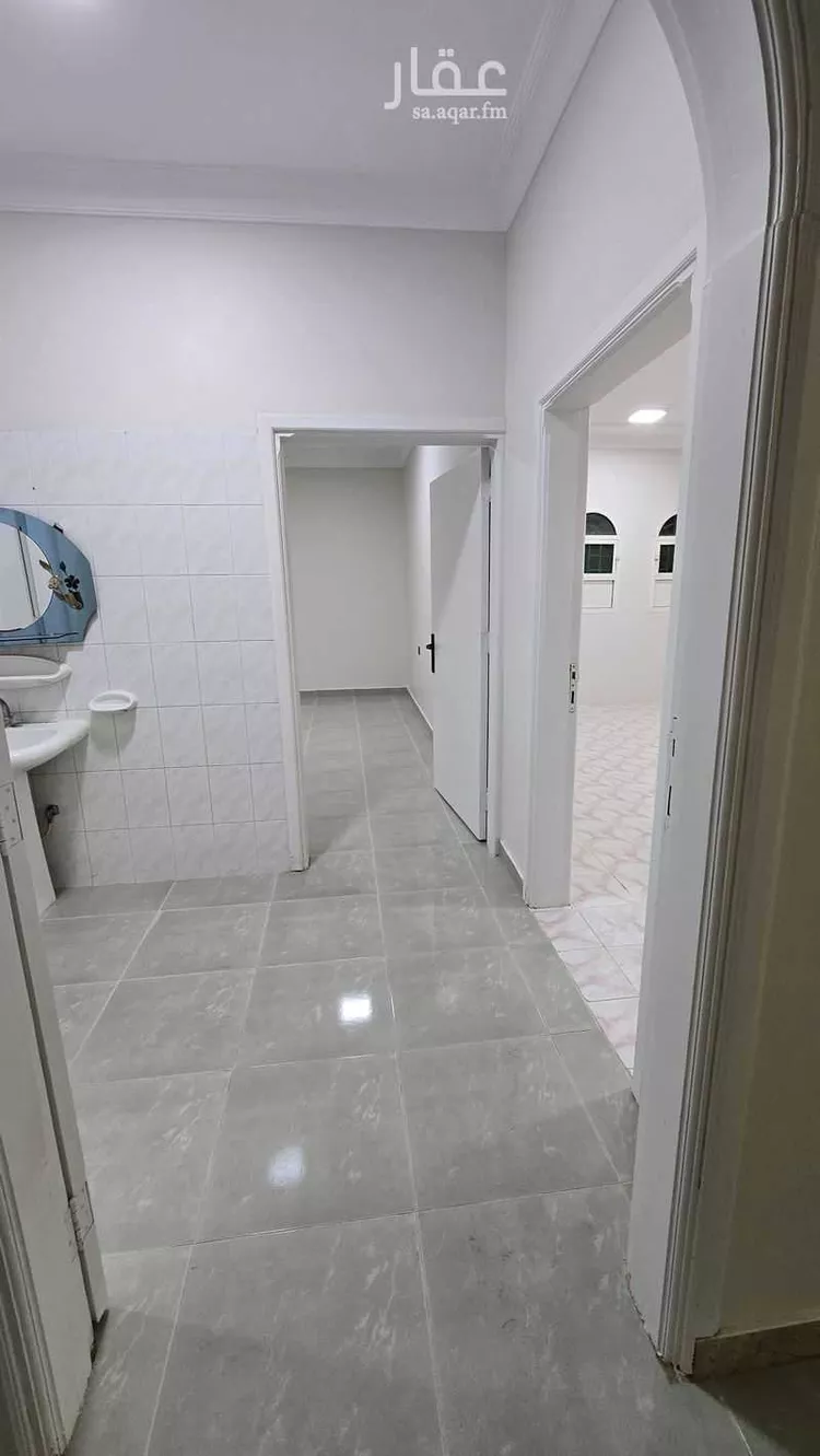 Villa for Sale in Riyadh Ash Shuhada 9