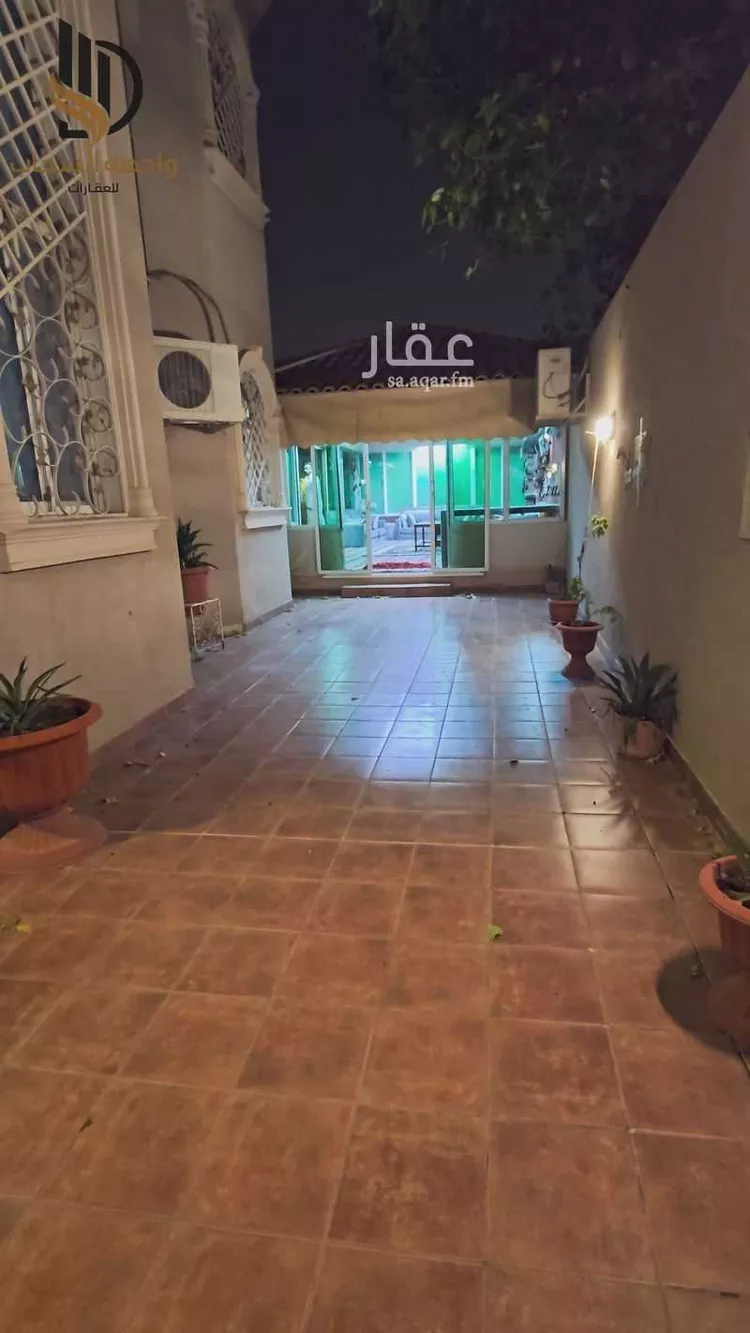 فيلا للبيع في شارع شهيد الدين ثم الوطن حمود علي السويلم, حي الشهداء, مدينة الرياض, منطقة الرياض 14