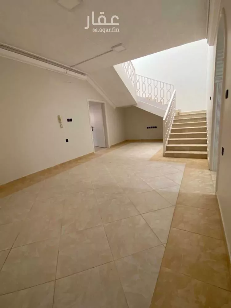 فيلا للإيجار في شارع رقم 18, حي الشهداء, مدينة الرياض, منطقة الرياض صورة 2