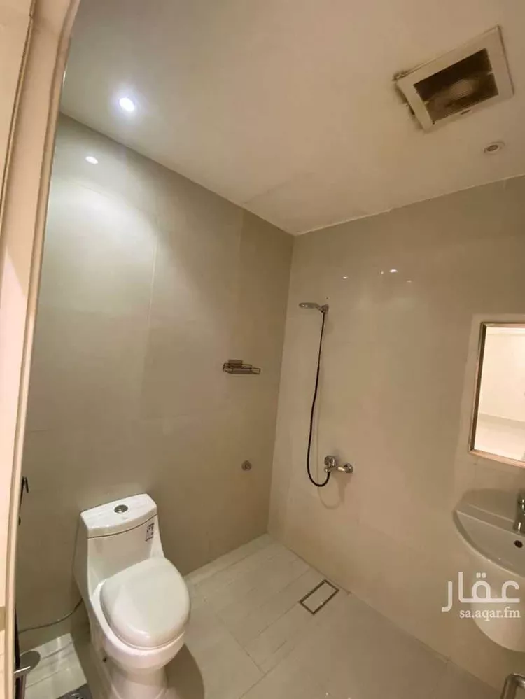 شقة للإيجار في شارع محمد بن عبدالعزيز العجاجي, حي القيروان, مدينة الرياض, منطقة الرياض صورة 3