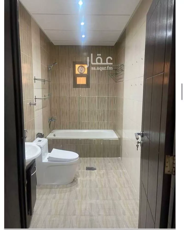 فيلا للبيع في شارع الحبقة, حي النفل, مدينة الرياض, منطقة الرياض 9