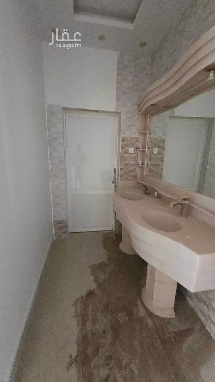 Villa for Sale in Riyadh Ishbiliyah 17
