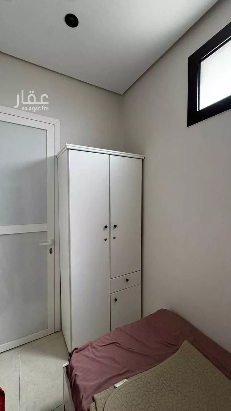 شقة للإيجار في شارع شهيد الدين ثم الوطن عبدالرحمن بن عزاز, حي الشهداء, مدينة الرياض, منطقة الرياض 15