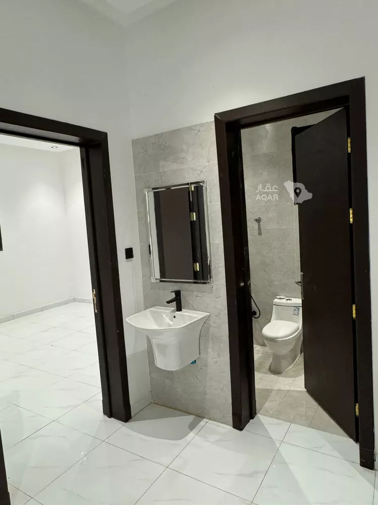Floor for Sale in Riyadh Tuwaiq صورة 5