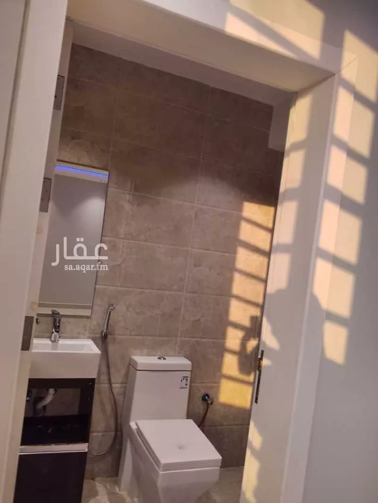 شقة للإيجار في شارع عبدالله الخزرجي, حي العارض, مدينة الرياض, منطقة الرياض 15