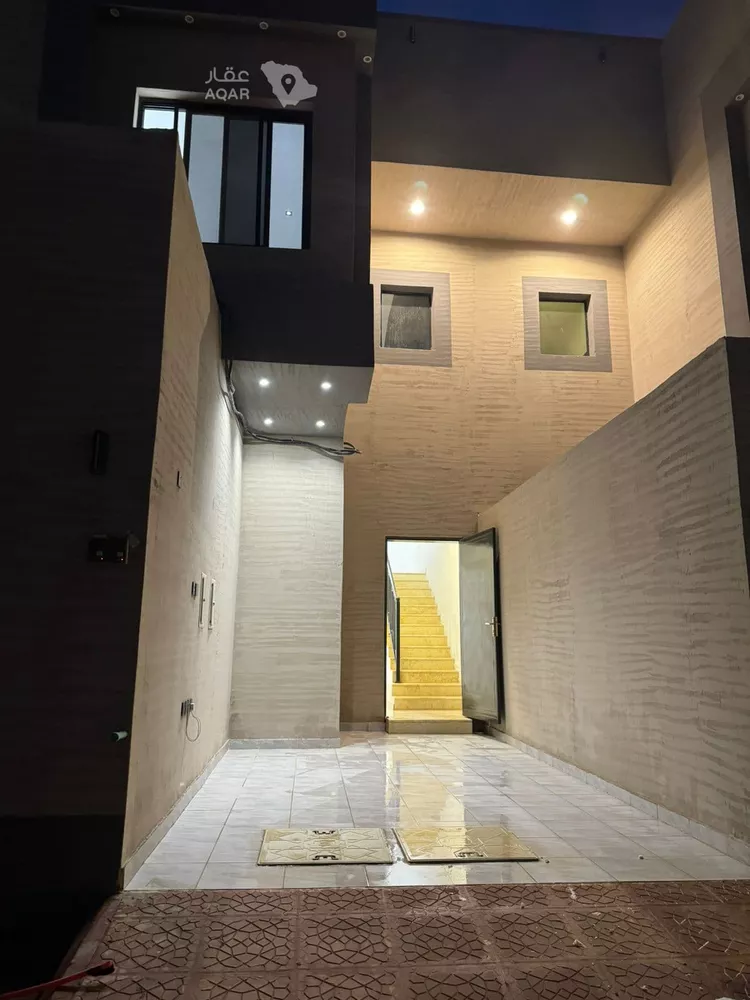 Floor for Sale in Riyadh Tuwaiq