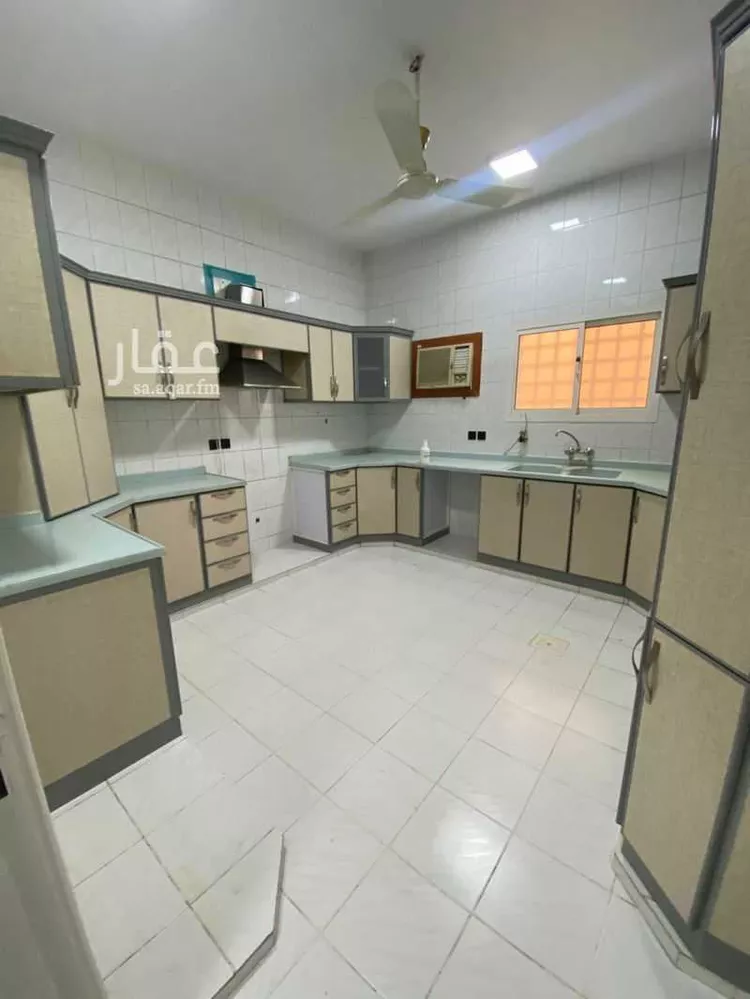 فيلا للإيجار في شارع رقم 18, حي الشهداء, مدينة الرياض, منطقة الرياض صورة 5