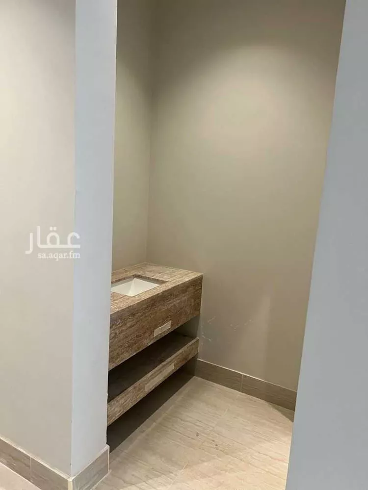 فيلا للبيع في شارع ابن البرهان النحاس, حي الرمال, مدينة الرياض, منطقة الرياض صورة 4