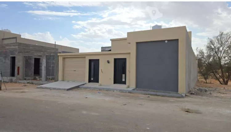 فيلا للبيع في شارع  احمد بن حيان , حي العونية, مدينة عنيزة, منطقة القصيم