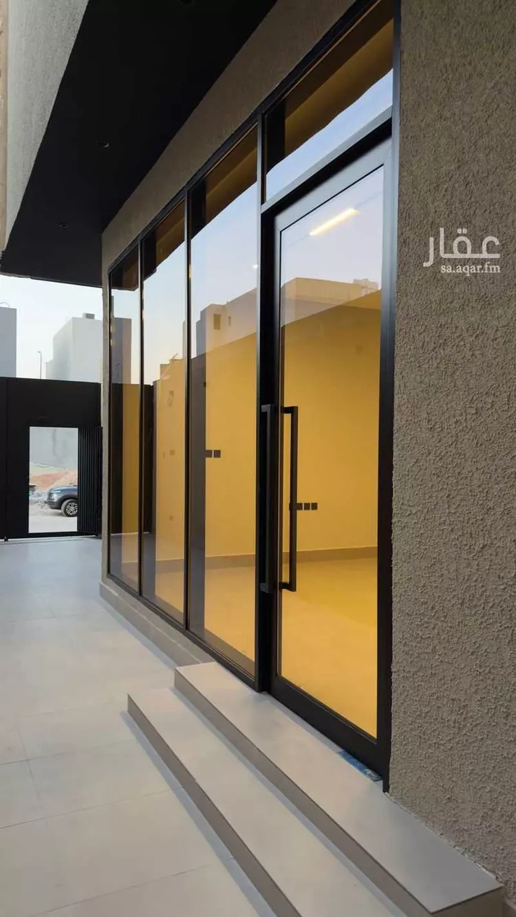 فيلا للبيع في شارع رقم 372, حي الملقا, مدينة الرياض, منطقة الرياض صورة 2