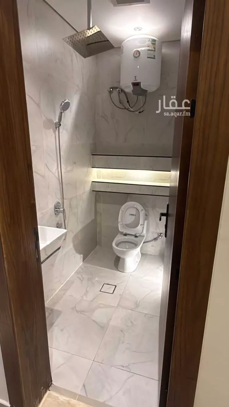 عمارة للإيجار في شارع جميل بن جمح, حي منفوحة الجديدة, مدينة الرياض, منطقة الرياض صورة 2