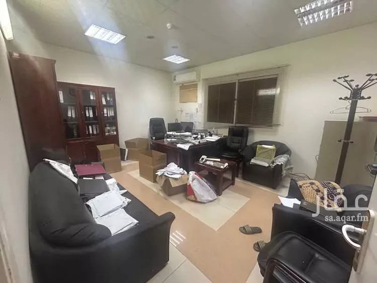 Commercial Office for Rent in Riyadh Al Mughrizat صورة 2