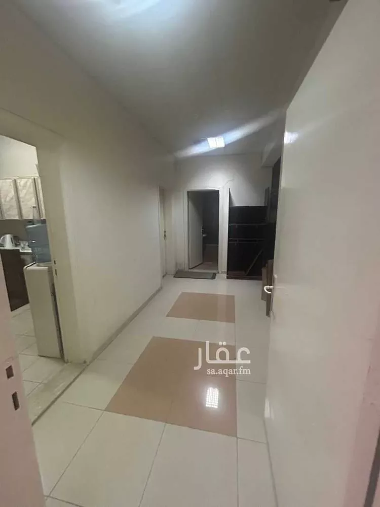 Commercial Office for Rent in Riyadh Al Mughrizat