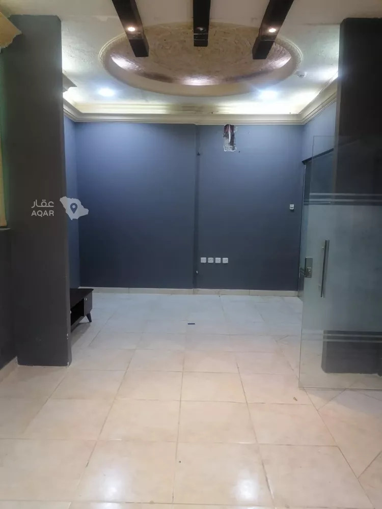 مكتب تجاري للإيجار في شارع طريق الملك عبدالعزيز الفرعي, حي الملك فهد, مدينة الرياض, منطقة الرياض