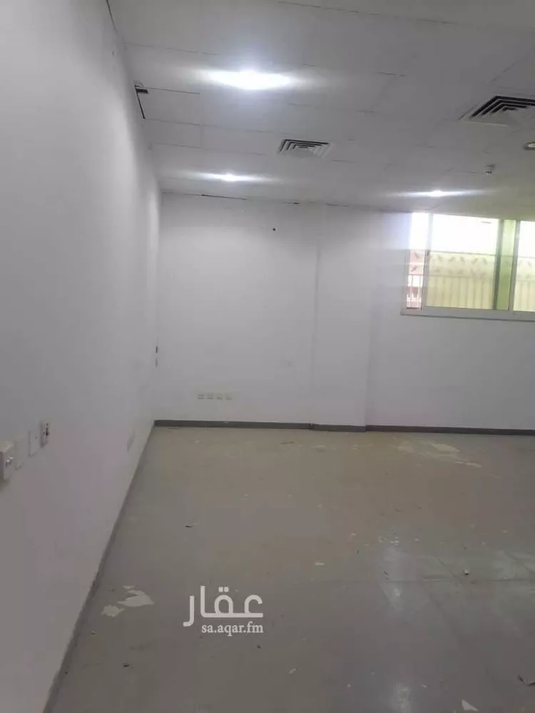 مكتب تجاري للإيجار في شارع طريق الملك عبدالعزيز الفرعي, حي الملك فهد, مدينة الرياض, منطقة الرياض صورة 5