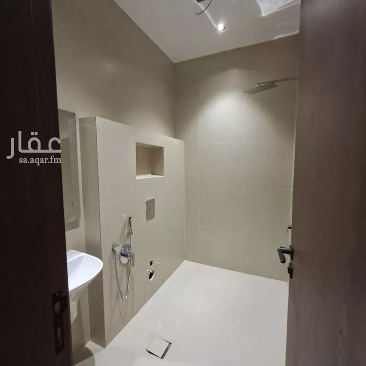 دور للبيع في شارع الحورية, حي اليرموك, مدينة الرياض, منطقة الرياض صورة 2