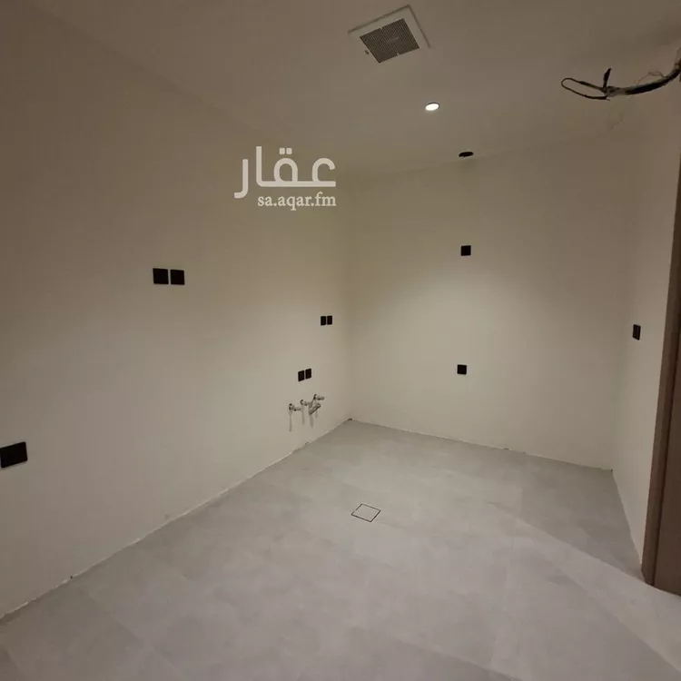 دور للبيع في شارع الشيخ خليفه, حي المعيزيلة, مدينة الرياض, منطقة الرياض صورة 4