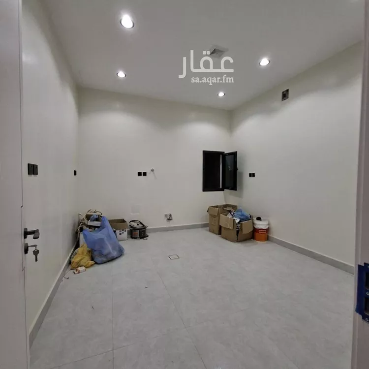 دور للبيع في شارع إبراهيم بن حسين, حي الرمال, مدينة الرياض, منطقة الرياض صورة 5