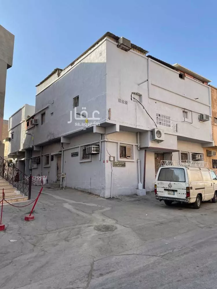 عمارة للبيع في شارع ابن المهاجر, حي غبيرا, مدينة الرياض, منطقة الرياض