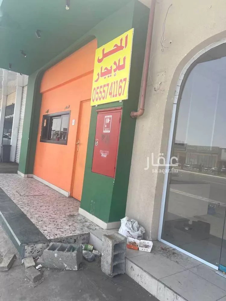 محل للإيجار في شارع طريق الامير سلطان, حي بدر, مدينة خميس مشيط, منطقة عسير