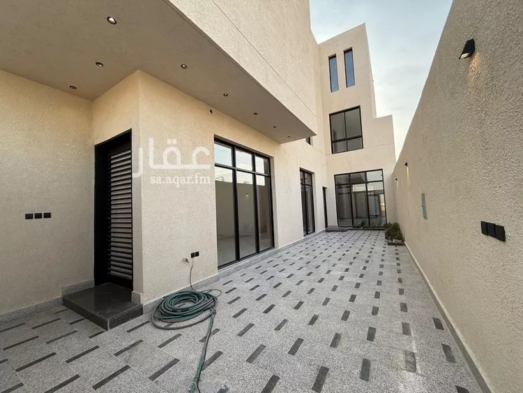 فيلا للبيع في شارع السيل الكبير, حي المهدية, مدينة الرياض, منطقة الرياض صورة 4