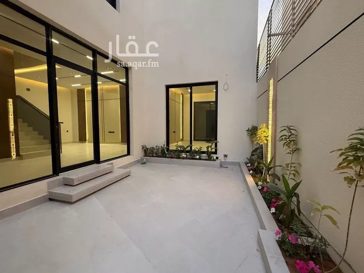 فيلا للبيع في شارع محمد بن أبي بكر القيم, حي المهدية, مدينة الرياض, منطقة الرياض صورة 5