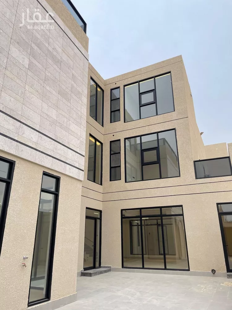 فيلا للبيع في شارع الحافظ بن كثير, حي المهدية, مدينة الرياض, منطقة الرياض صورة 5