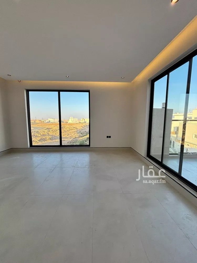Villa for Sale in Riyadh Al Mahdiyah 21