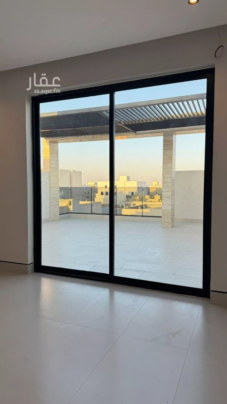 فيلا للبيع في شارع السيل الكبير, حي المهدية, مدينة الرياض, منطقة الرياض صورة 2