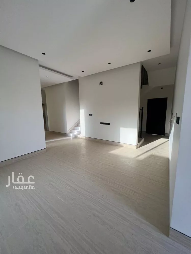 فيلا للبيع في شارع محمد بن أبي بكر القيم, حي المهدية, مدينة الرياض, منطقة الرياض 12