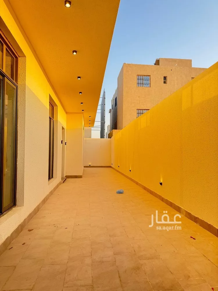 فيلا للبيع في شارع السيل الكبير, حي المهدية, مدينة الرياض, منطقة الرياض صورة 3