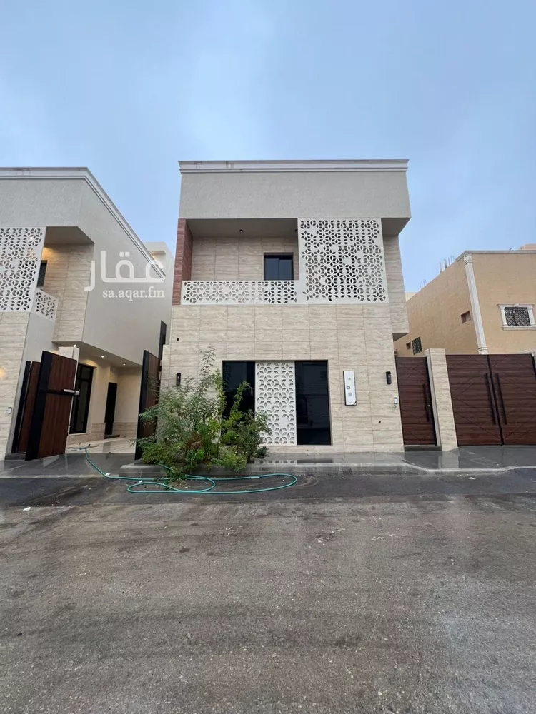 فيلا للبيع في شارع أبي بكر الآجري, حي المهدية, مدينة الرياض, منطقة الرياض