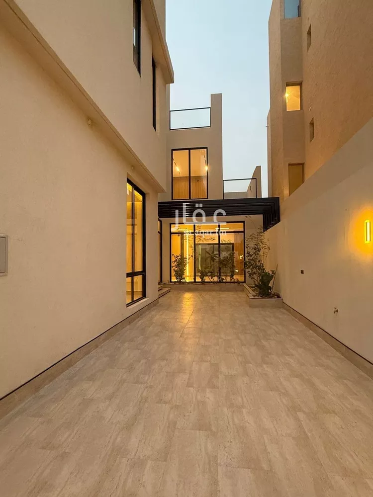 فيلا للبيع في شارع السيل الكبير, حي المهدية, مدينة الرياض, منطقة الرياض صورة 4