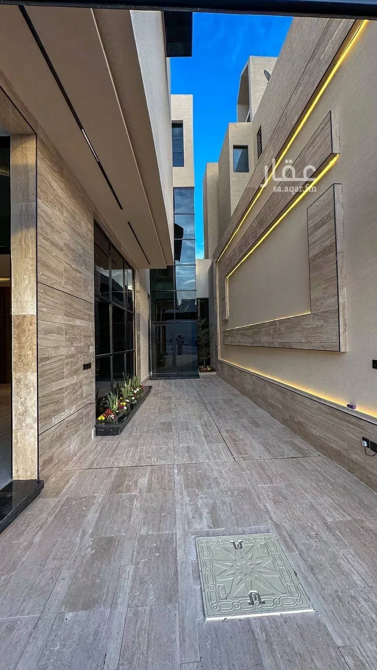 فيلا للبيع في شارع إسماعيل بن أبي الغنائم, حي المهدية, مدينة الرياض, منطقة الرياض صورة 5