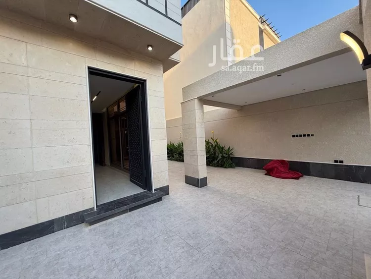 فيلا للبيع في شارع ضوء الصباح, حي المهدية, مدينة الرياض, منطقة الرياض صورة 3