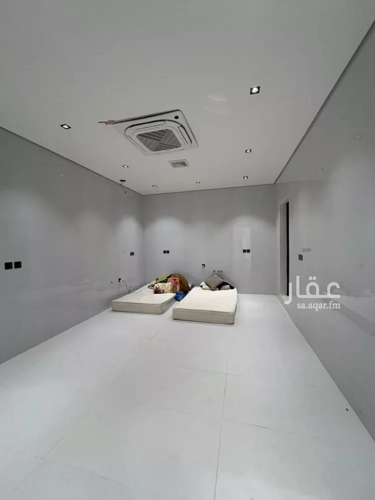 فيلا للبيع في شارع زين الدين النابلسي, حي المهدية, مدينة الرياض, منطقة الرياض صورة 5