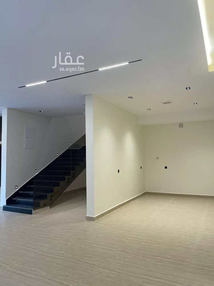 Floor for Sale in Riyadh Az Zahrah 7