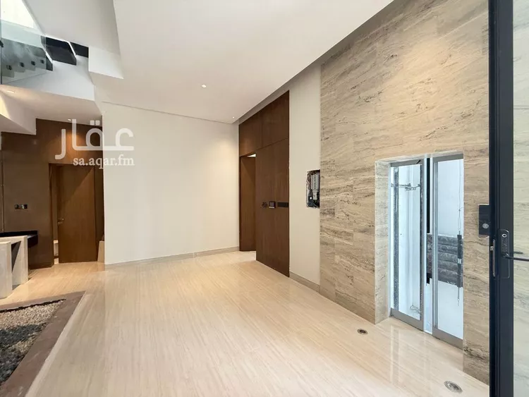 فيلا للبيع في شارع السيل الكبير, حي المهدية, مدينة الرياض, منطقة الرياض صورة 5