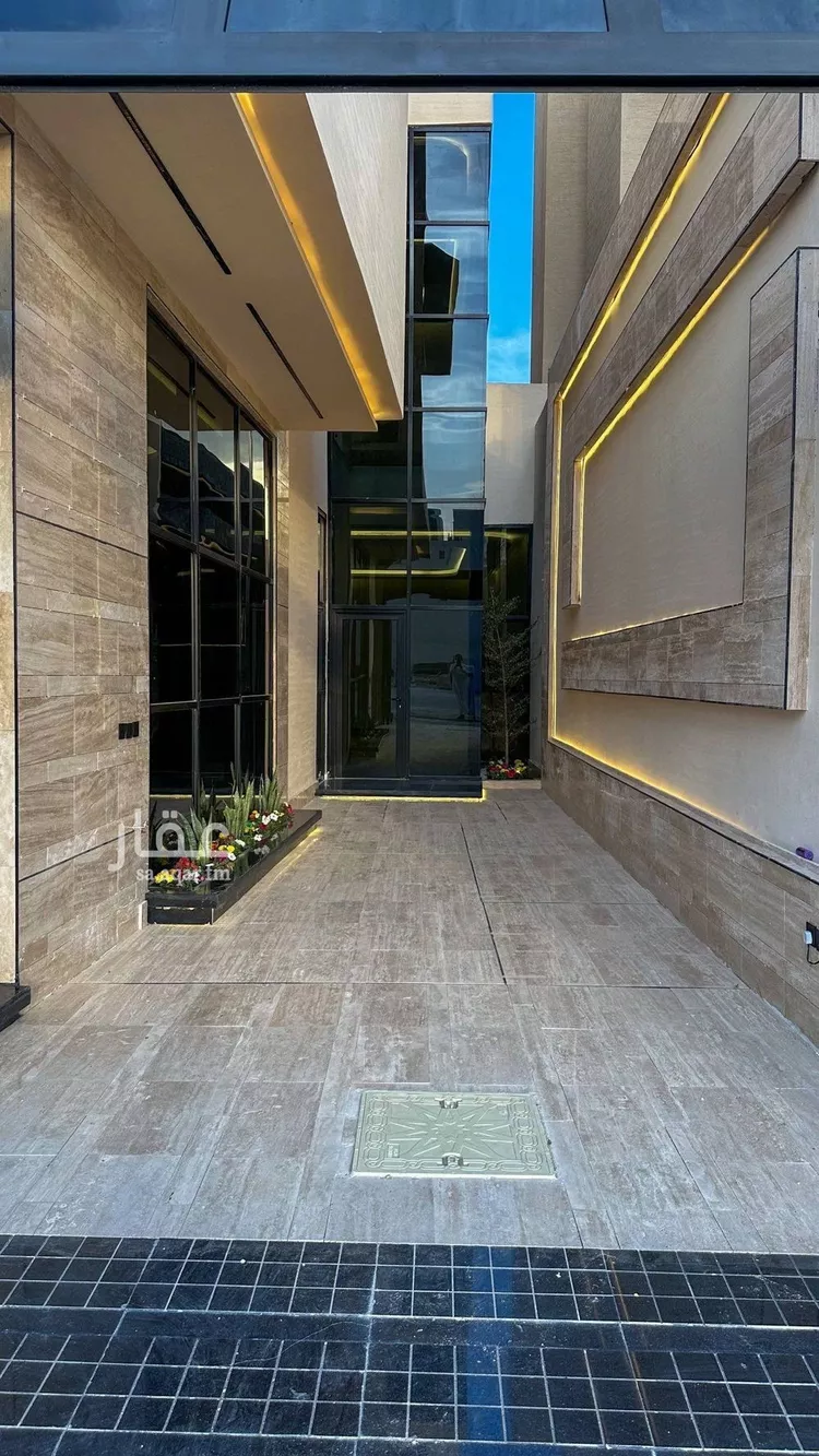 فيلا للبيع في شارع إسماعيل بن أبي الغنائم, حي المهدية, مدينة الرياض, منطقة الرياض صورة 4